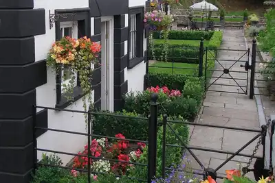 Image de 2 chambres logement dans Llangadog