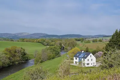 Image de 5 chambres à coucher à Memus, near Kirriemuir