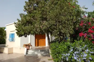 Image de Villa de charme à Chott-Meriem Kantaoui Sousse vue mer, jardin fleuri et arboré