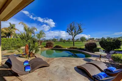 Image de Maison de luxe récemment rénovée + piscine privée / spa sur le cours privé de Weiskopf
