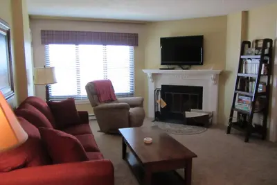 Image de Silver Creek, 2 Chambres, Skis aux Pieds, Grand Condo Familial