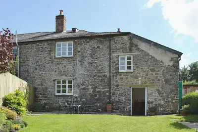 Image de 2 chambres à coucher à North Petherwin, near Launceston