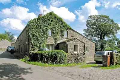 Image de 3 chambres à coucher à Hetton, near Skipton