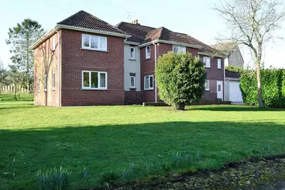 Image de 4 chambres Ă coucher Ă Netherbury, Bridport