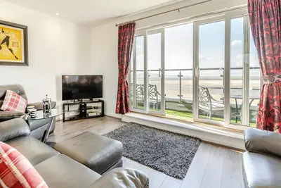 Image de Logement de 3 chambres à Llanelli
