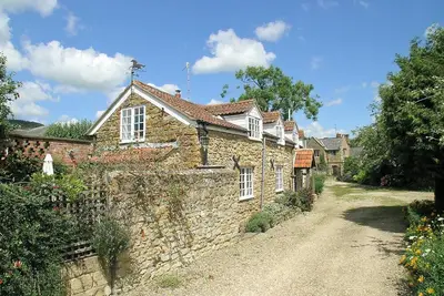 Image de 2 chambres à coucher à Chideock, Bridport