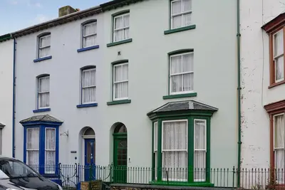 Image de 4 chambres hébergement à Tywyn