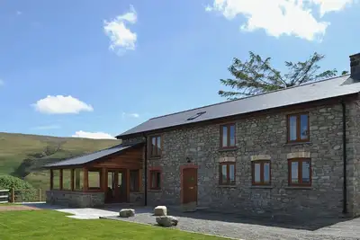 Image de 3 chambres Ă coucher Ă near Llanwrthwl, Powys