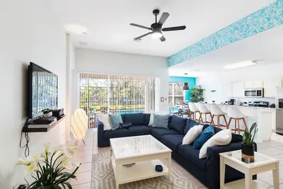 Image de Best of Windsor Hills, piscine chauffable, jacuzzi, télévision dans toutes les chambres, Wi-Fi gratuit