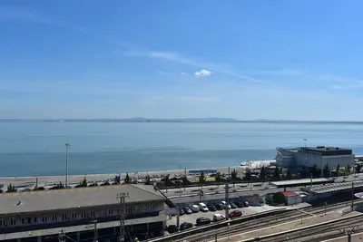 Image de Magnifique appartement pour groupes au 7ème étage avec vue sur la rivière
