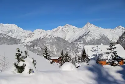 Image de Appartement confortable et chaleureux 6 \/ 8 p - dans Chalet,