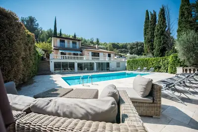 Image de Villa provençale classé 4* avec piscine, jardin, barbecue,