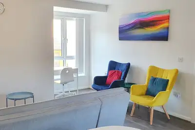 Image de Garland Apartment House, Dartford avec Netflix