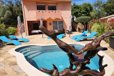 Image de Maison 150M²-3 chbres-3 Sdd-4 clims- 4 wc-piscine-parking privé-plages proches.
