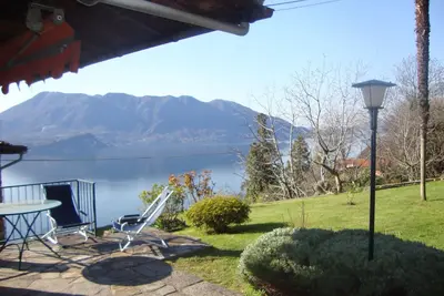 Image de Vue sur le lac majeur, Maison en pierre avec jardin privé vue imprenable
