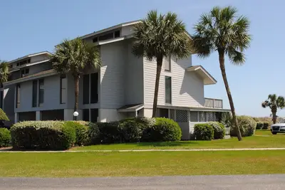 Image de Inlet Point 1-D: 4 Br \/ 4 Ba condo à Pawleys Island, pour 8 personnes