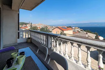 Image de Appartement de vacances avec une vue magnifique sur la mer et la vieille ville