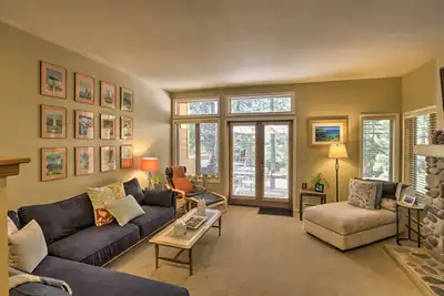 Image de Incline Village Condo-Steps to Beach, en ski!