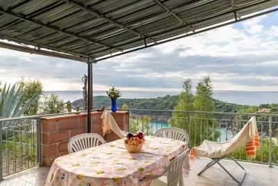 Image de Appartement avec Wi-Fi, Terrasse avec vue sur la mer ; Animaux autorisés