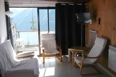 Image de Maxi-studio 6 pers avec balcon sud, proche commerces et sports, accès pistes navette gratuite