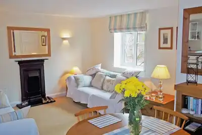 Image de 2 chambres hébergement à Holt