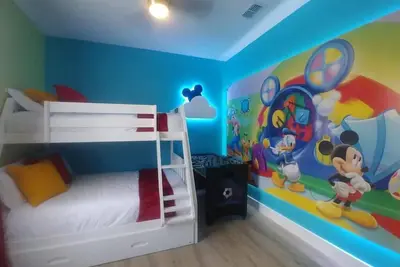 Image de Entièrement rénové à Windsor Hill ~ 2. 5 miles de l'entrée de Disney World