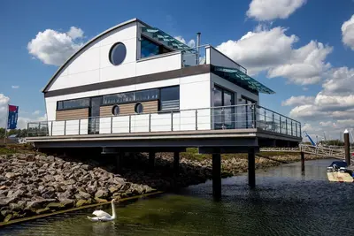 Image de Maison de vacances pour 4 personnes avec 120m² à Neustadt (17945)