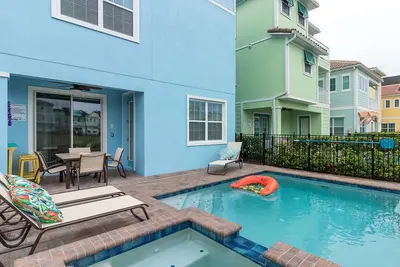 Image de 8035 Surf Street: 4 Br / 4 Ba à Kissimmee, pour 10 personnes