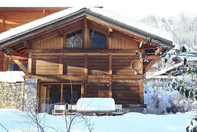 Image de Petit chalet de charme au centre de Chamonix, vue Mont-Blanc