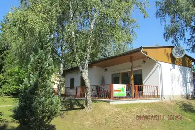 Image de Maison de vacances confortable au barrage de Zeulenroda \/ village de bungalows Zadelsdorf.