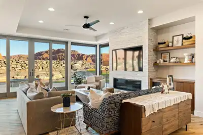 Image de Incroyable, luxueux, maison de 3 chambres avec des vues spectaculaires sur Snow Canyon