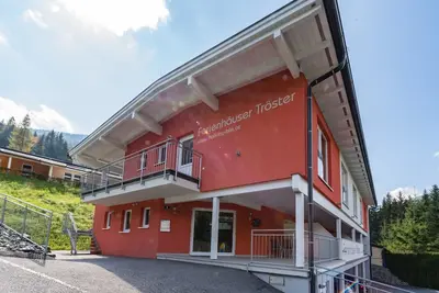 Image de Appartement \/ app. pour 6 personnes avec 52 m² à Bach (92162)