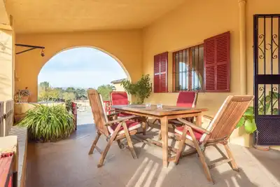 Image de Villa de rĂŞve avec Wi-Fi, climatisation, terrasse et jardin