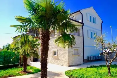 Appartement / app. pour 4 personnes à 60 m² à Porec (69179)