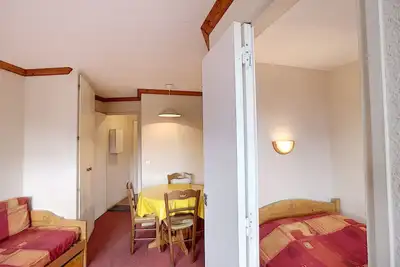 Image de Les Menuires: 2 Pièces 4 Pers, Proche Pistes, Balcon Sud
