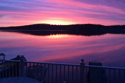 Image de Cinq étoiles Upscale Lakeside Retreat - ne restez pas n'importe où, rendez-le mémorable