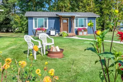 Image de Brand New Cozy Tiny Farmhouse ~ Peaceful and Quiet w \/ views