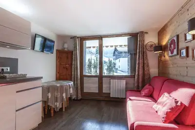Image de Studio cosy au pied des pistes avec terrasse, garage et Wifi - La Clusaz