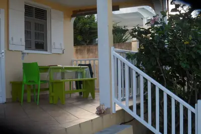 Image de Villa Alamanda pour 2-4 personnes à moins de 50 mètres de la mer des Caraïbes