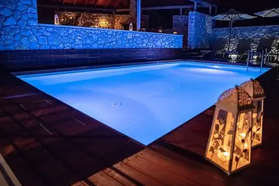 Image de Coucher de soleil incroyable Voir Villa à Plaka