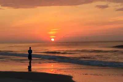 Image de Beach Lover's Retreat, Private End Unit Villa House For Family w Pet - No Carpet