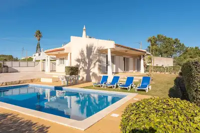 Image de Villa près de la plage avec piscine privée