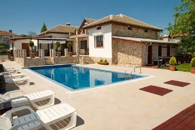 Image de Villa de luxe CasaByala sur la cĂ´te de la mer Noire