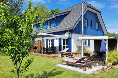 Image de Miss Meer-Votre maison de vacances Ă RĂĽgen: vacances en famille 6 adultes et 2 enfants