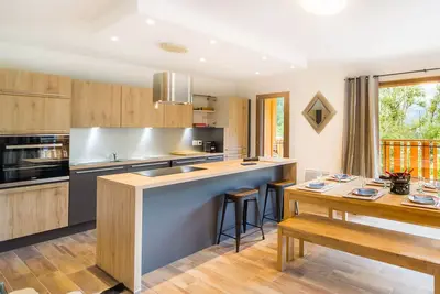 Image de Grand appartement 6 pers - moderne, proche du centre et des pistes