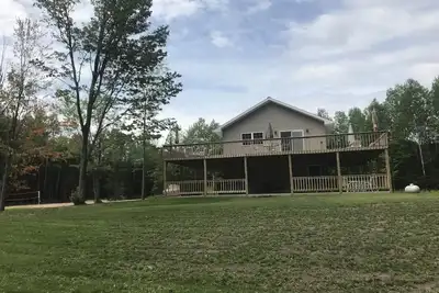 Image de Brand New Lodge Situé à 10 min du lac Michigan, à 45 min du lac Supérieur