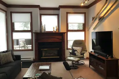Image de Disponible pour Noël - Condo Deluxe 2 chambres / 2 salles de bain (7 personnes) Animaux acceptés