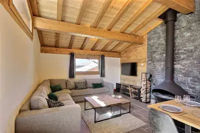 Image de Appartement 10 Personnes Dans Chalet Sur Les Pistes