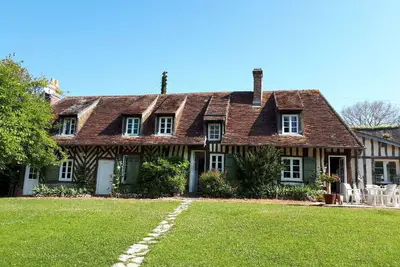 Image de Clos Normand, havre de paix; maison 180 m2 plein sud avec jardin clos & ruisseau