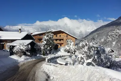 Image de Grand et élégant appartement sur les pistes au pied du Mont-Blanc